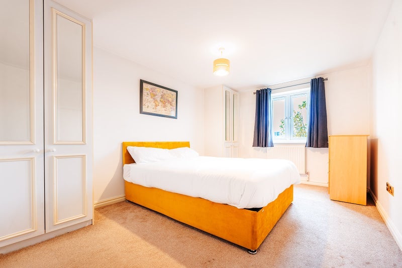 Room Boardwalk Place in Greater London