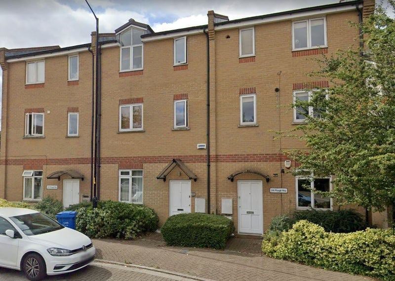 Room St Georges Mews in Greater London