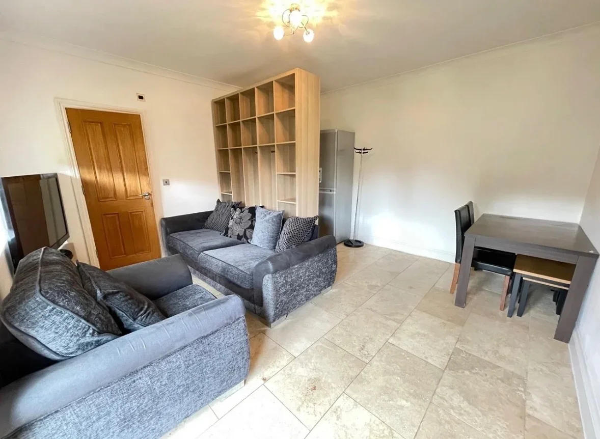 Flat Allhusen Place in Stoke Poges
