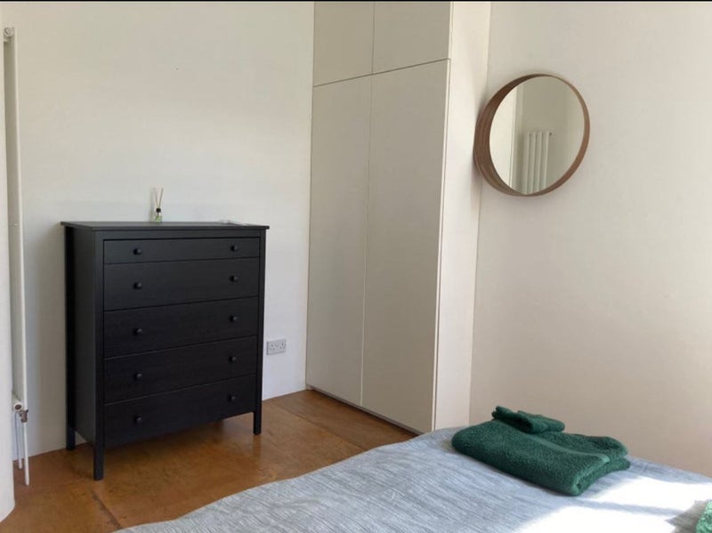 Room Haberdasher Street in Greater London