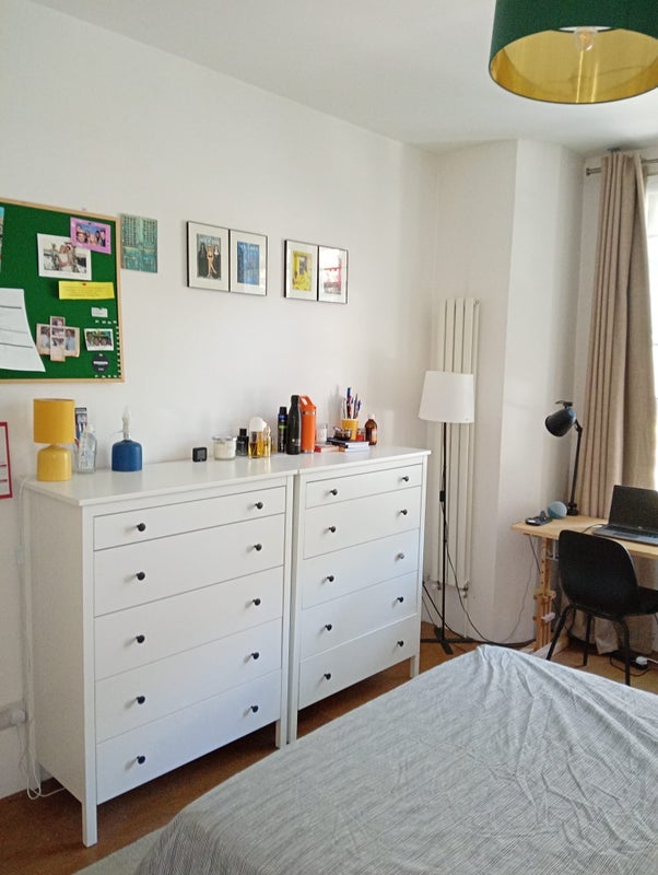 Room Haberdasher Street in Greater London