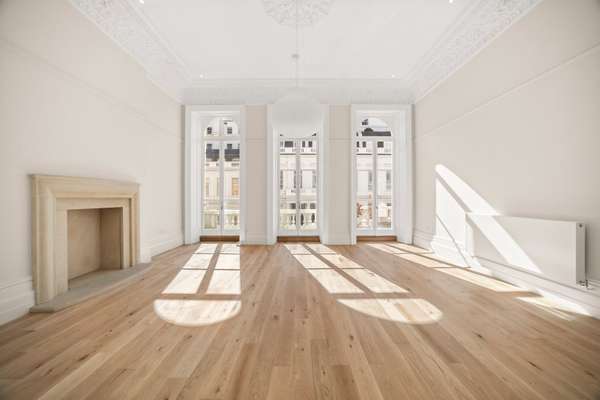 Flat Lancaster Gate in City of Westminster