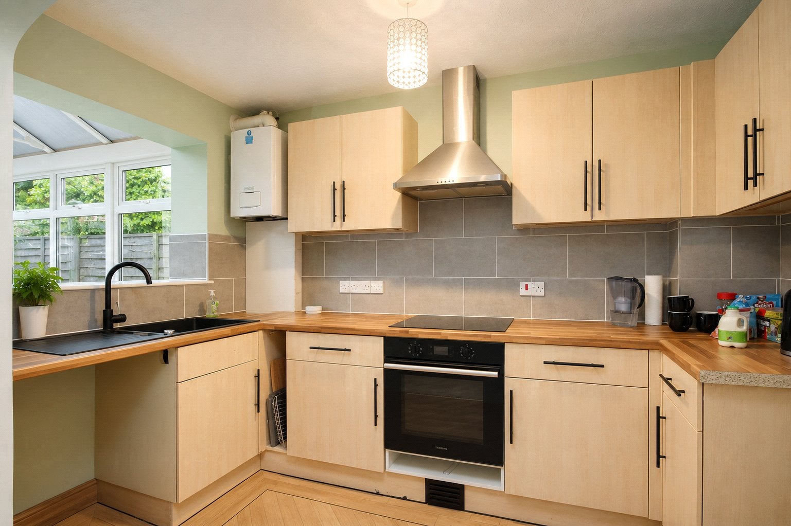 House Blue Timbers Close in East Hampshire