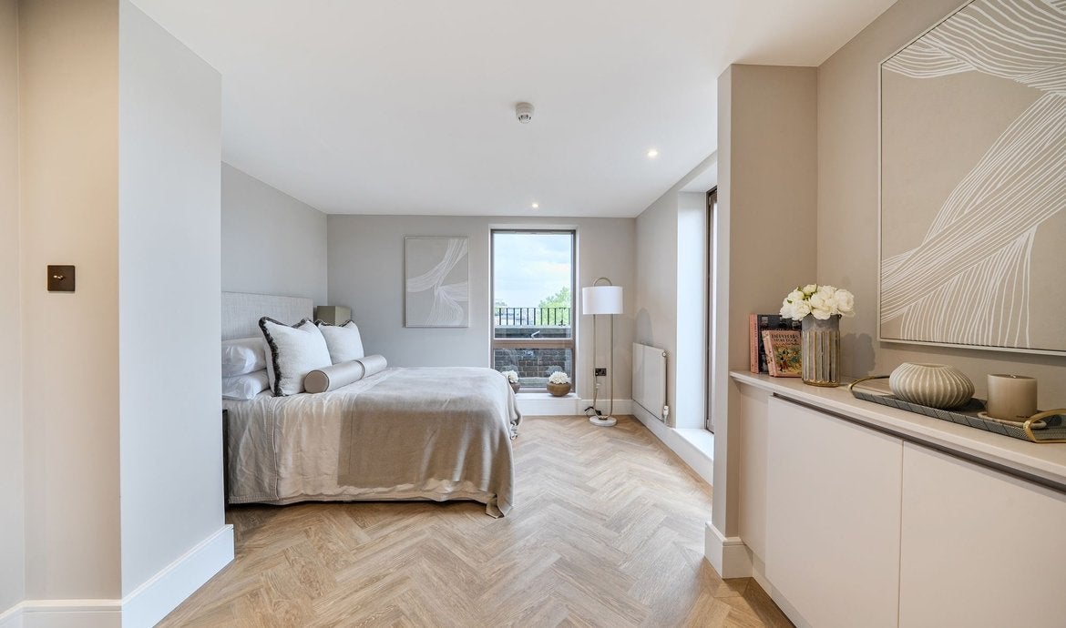 Flat Dean Ryle Street in City of Westminster