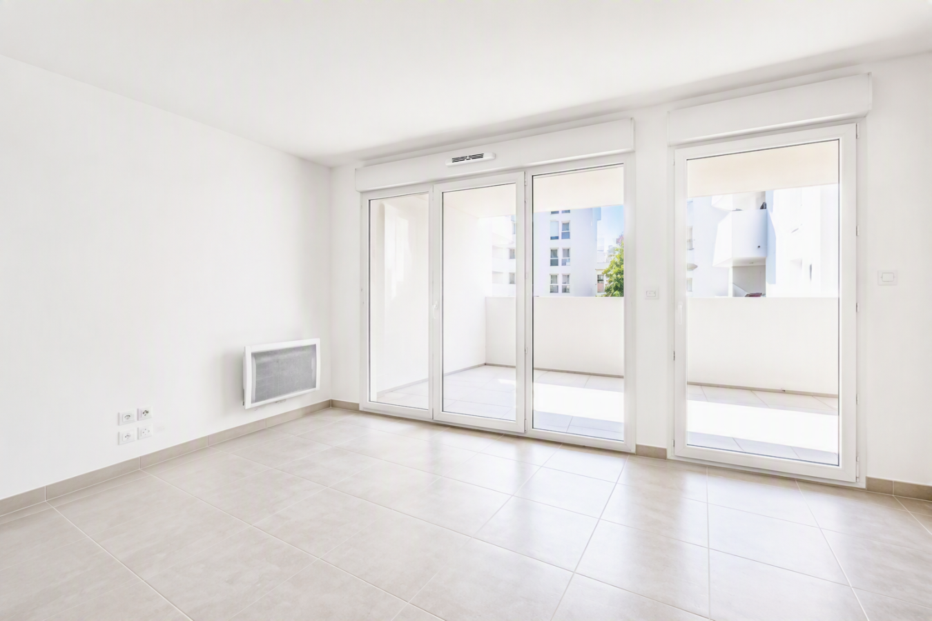 Flat rue des Comptoirs du Littoral in Nice