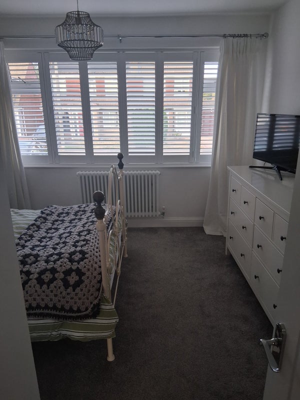 Room Hollis Road in Cheltenham