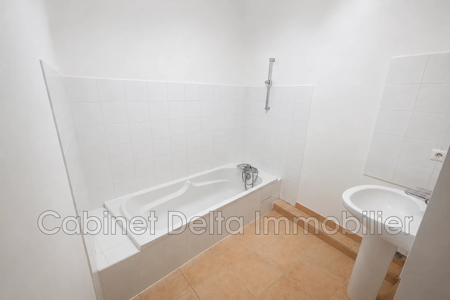 Appartement Avenue du Deuxième Spahis à Sanary-sur-Mer