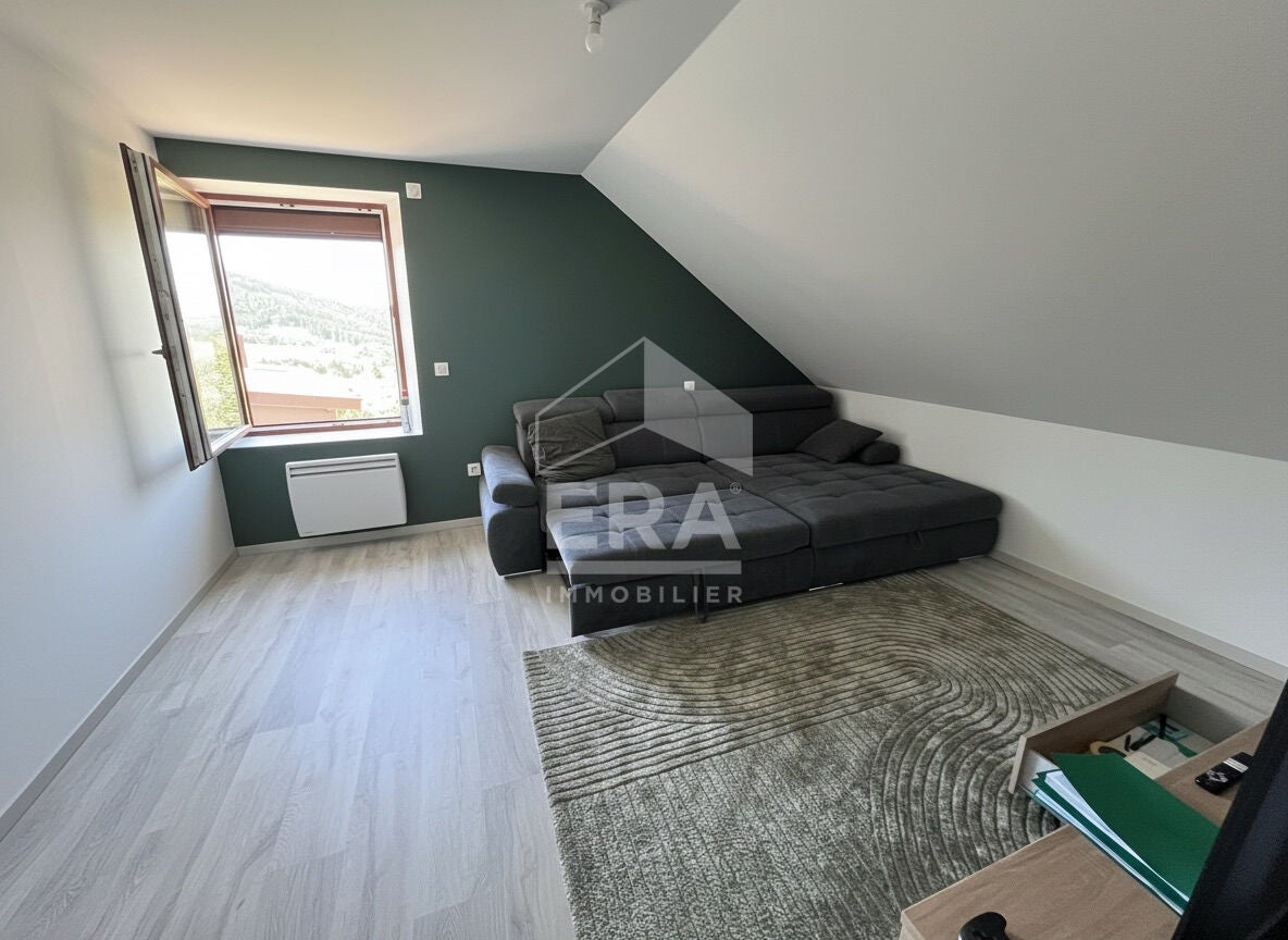 Appartement Rue de l'Église à Maisons-du-Bois-Lièvremont