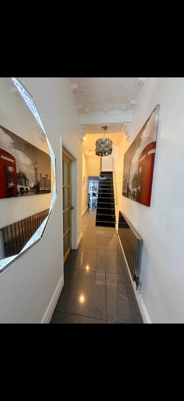 Room Andalus Road in Greater London