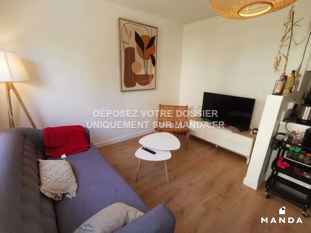Room Boulevard de l'Europe in Oullins-Pierre-Bénite