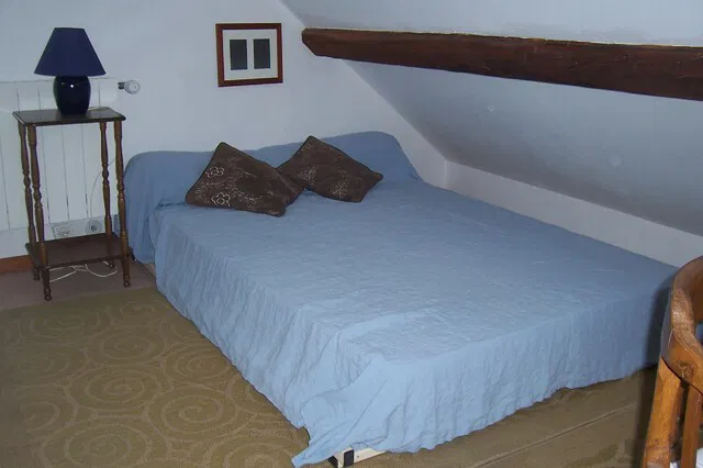 Chambre D 169 à Longuesse