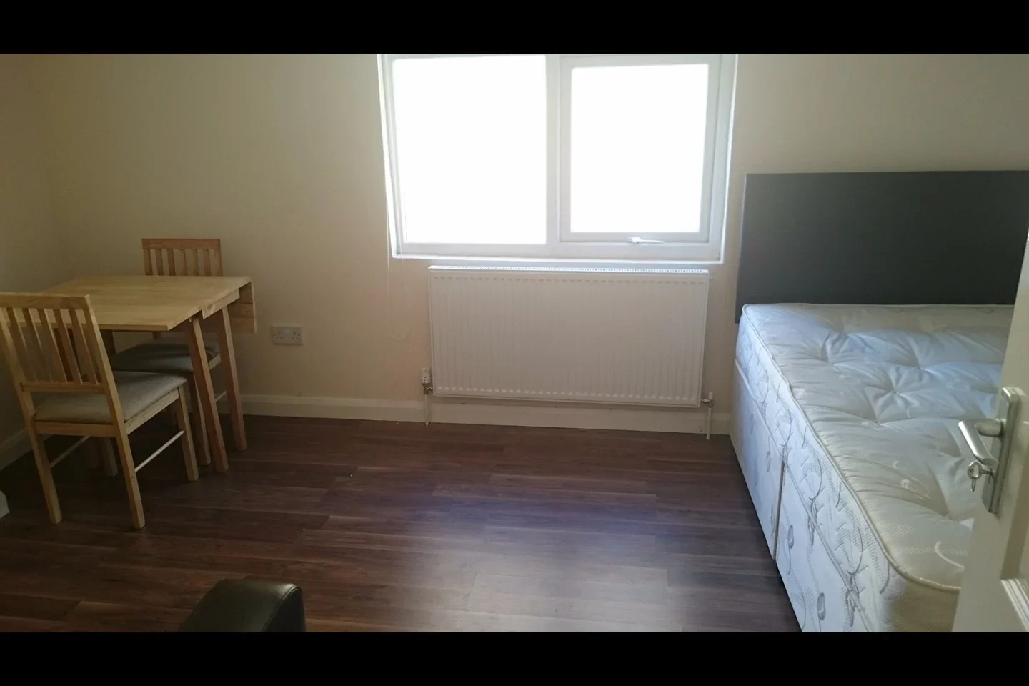 Flat Lordship Lane in Greater London