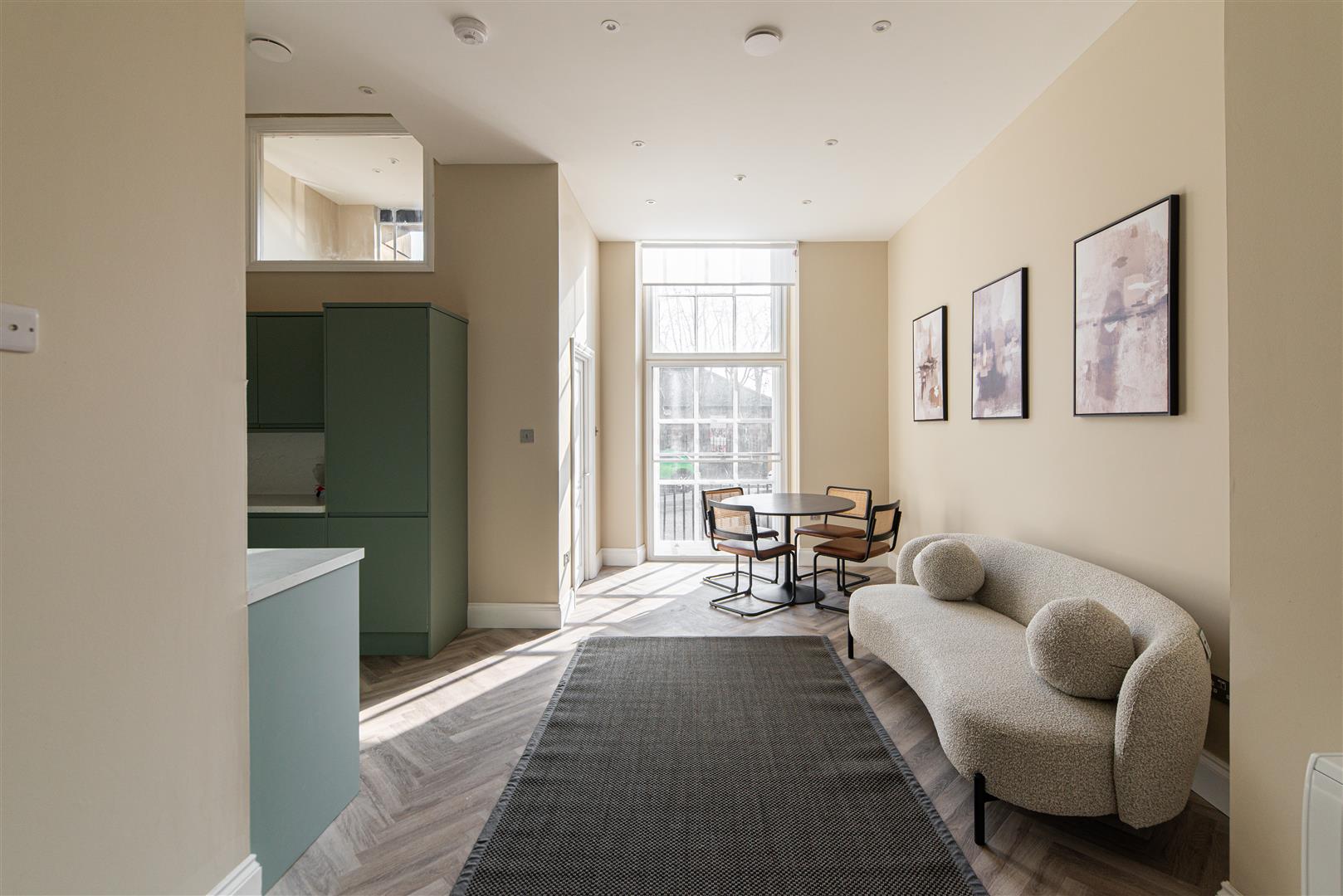 Flat Clayton Street West in Newcastle upon Tyne