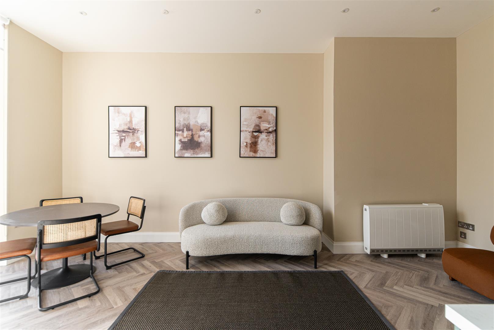 Flat Clayton Street West in Newcastle upon Tyne