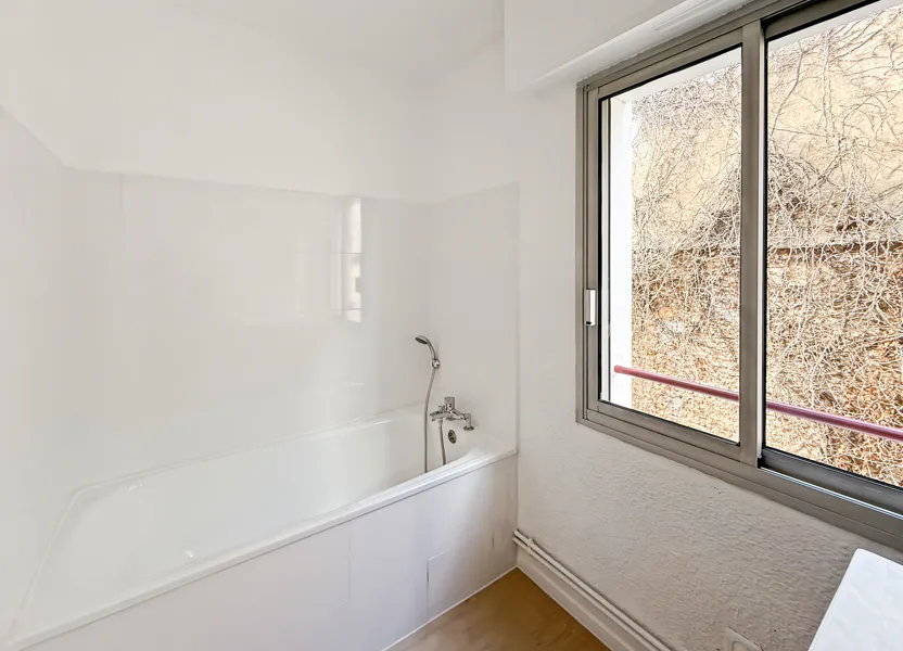 Appartement Avenue Henri Farbos à Mont-de-Marsan