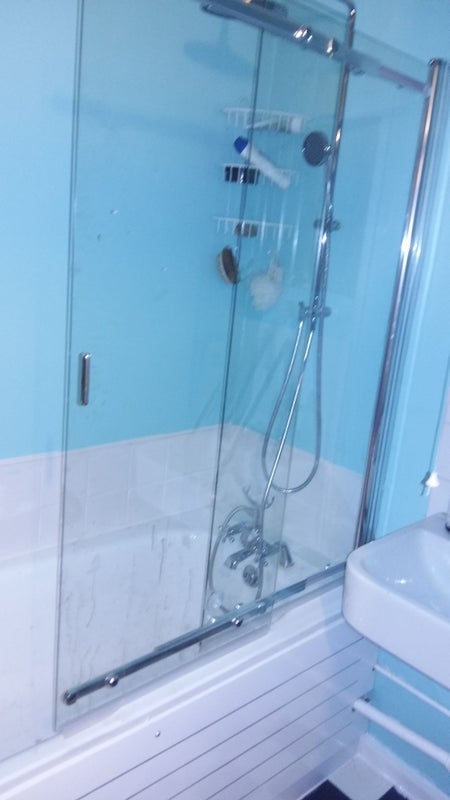 Room Kirkwood Road in Greater London