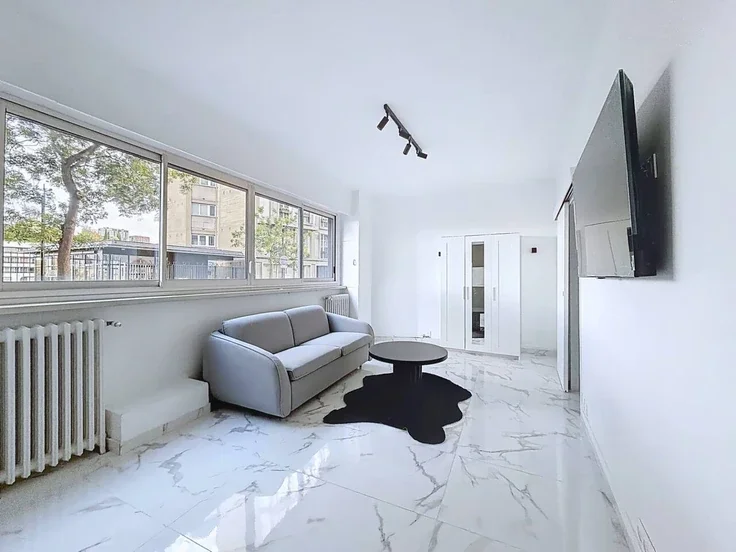 Flat Rue Raynouard in Paris