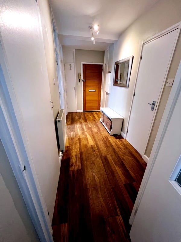 Room Pringle Gardens in Greater London