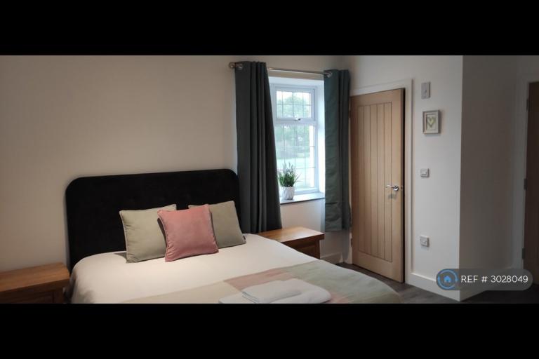 Room Heatherton Park Road in Wellington
