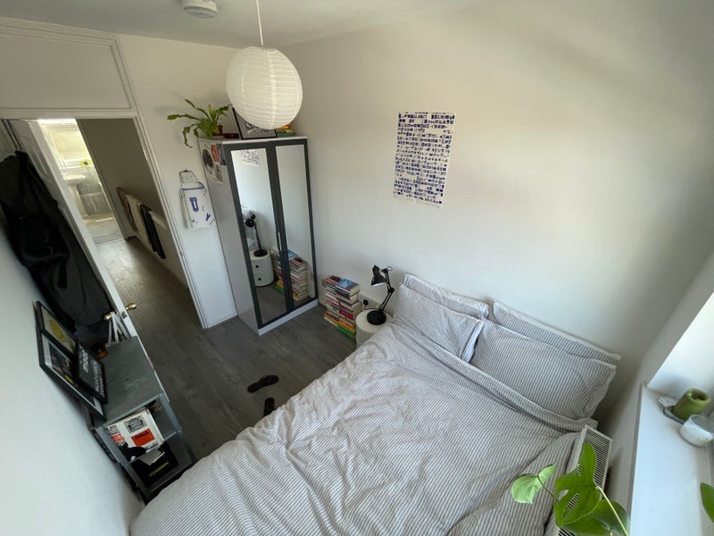 Room White Horse Lane in Greater London
