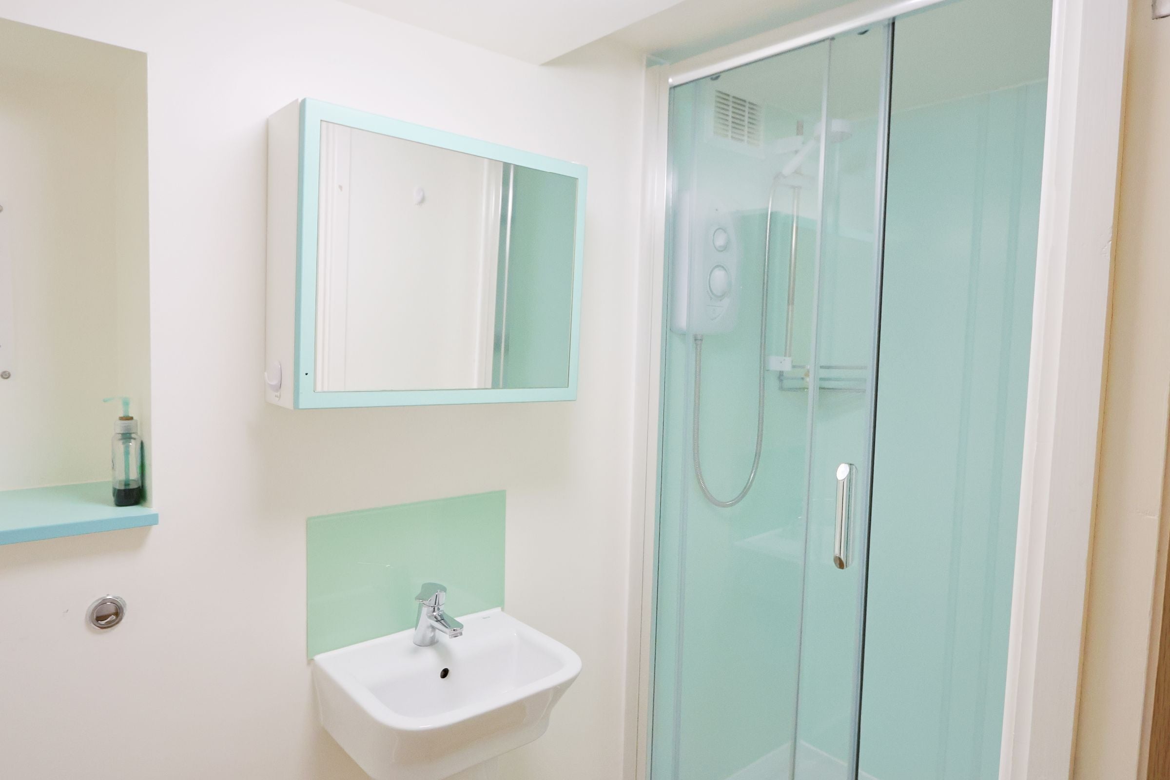 Flat Frogmore Street in Bristol