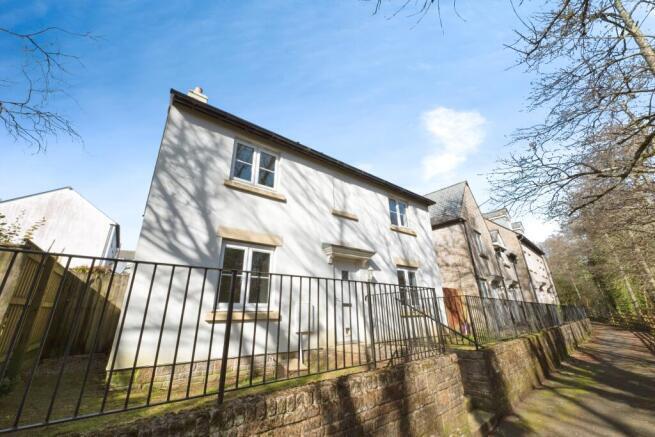 House Catchfrench Crescent in Liskeard