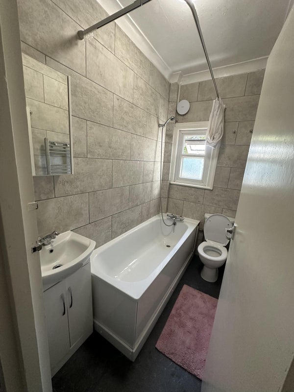 Room Bolingbroke Grove in Greater London