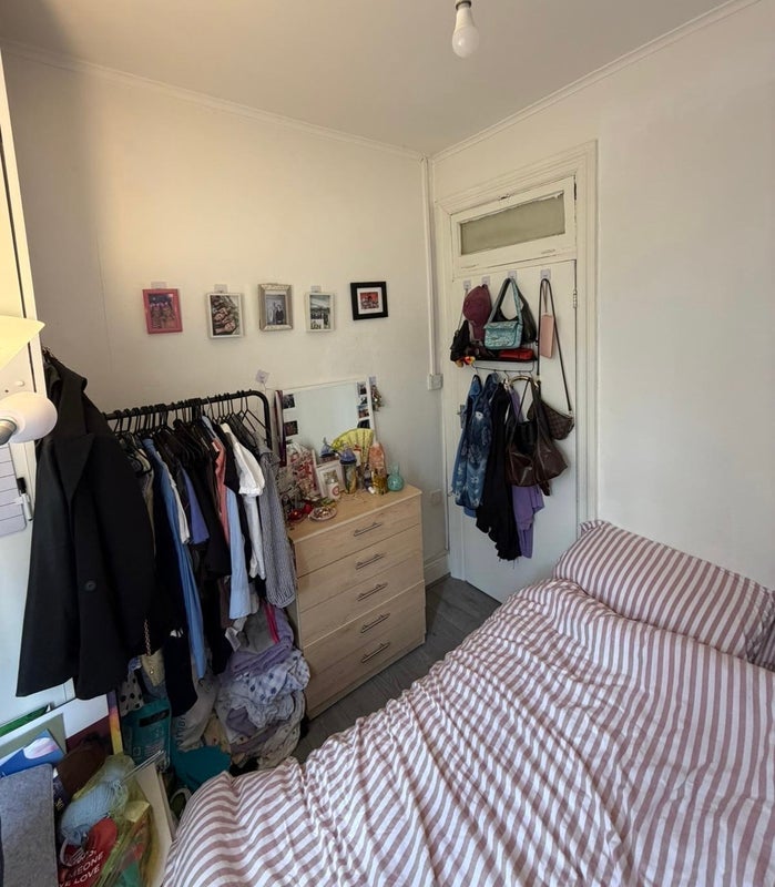 Room Bolingbroke Grove in Greater London
