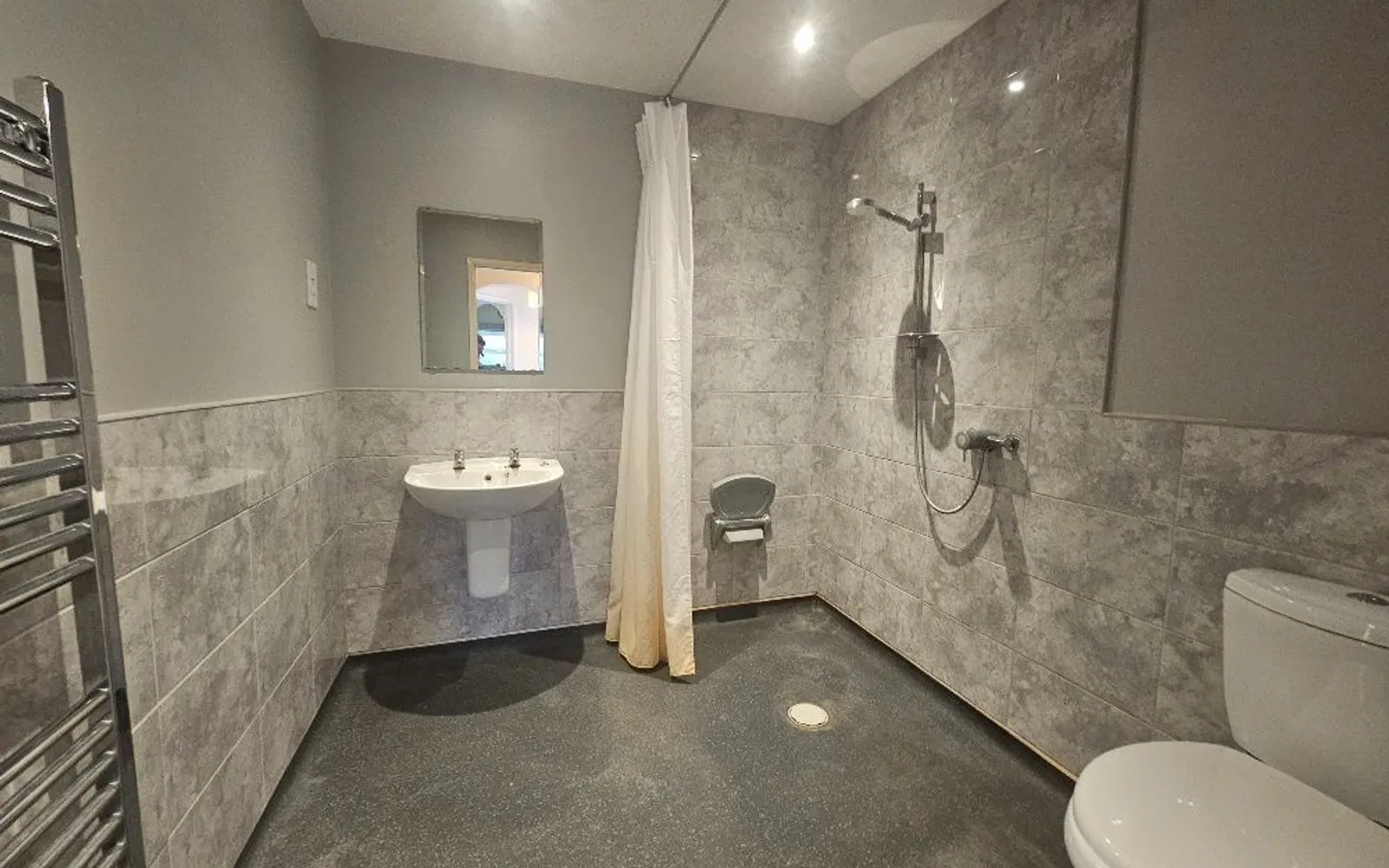 Flat Denbigh Close in Cherwell District