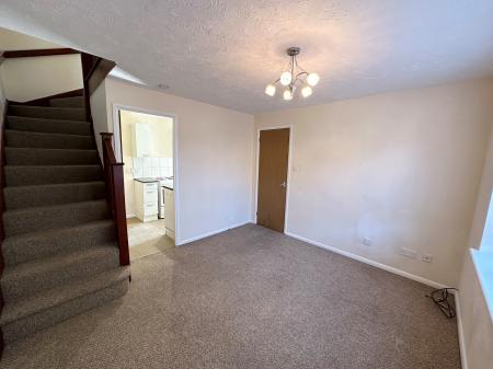 Flat Kestrel Close in Huntingdonshire