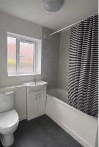 Room Brymay Close in Greater London
