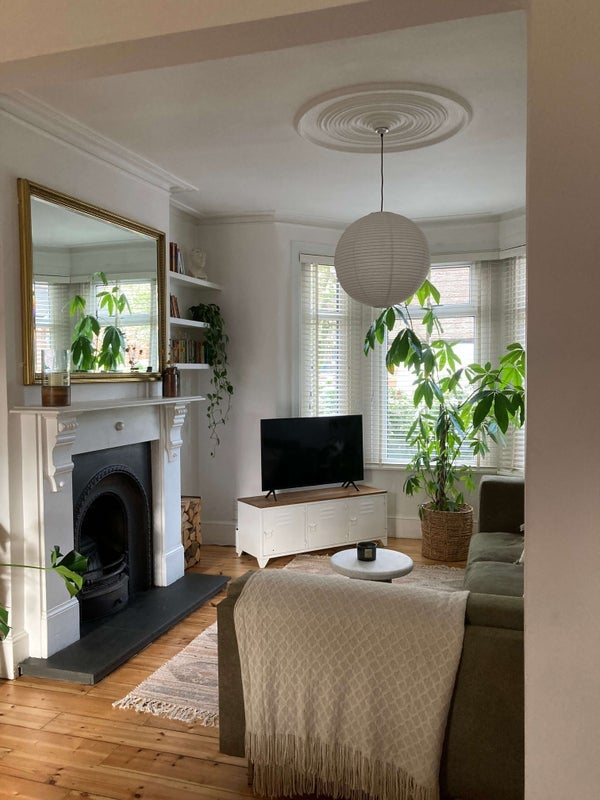 Room Clonmell Road in Greater London