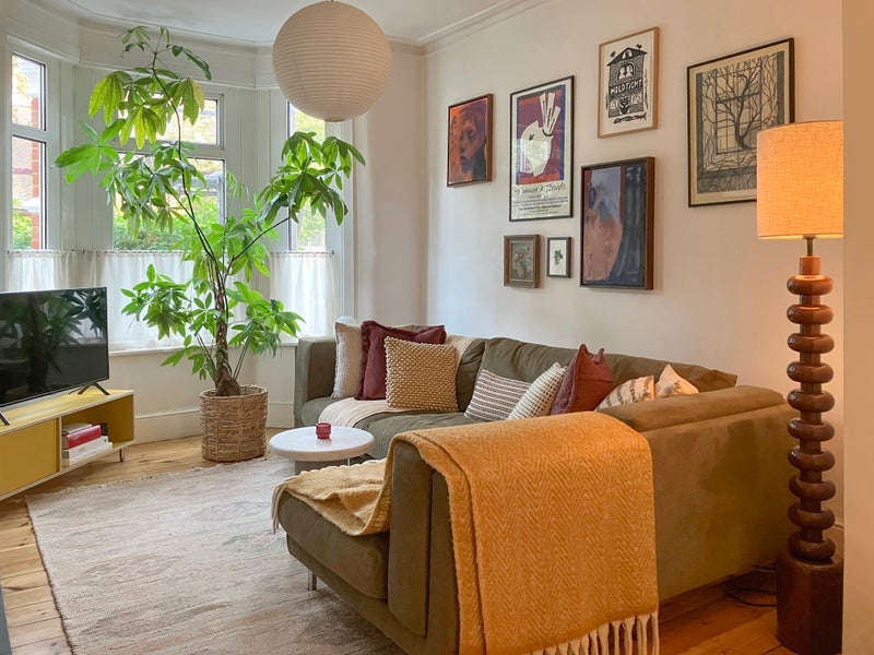 Room Clonmell Road in Greater London