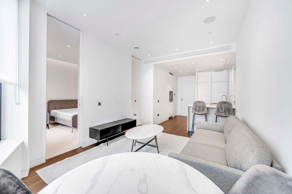 Flat Bentinck Street in City of Westminster