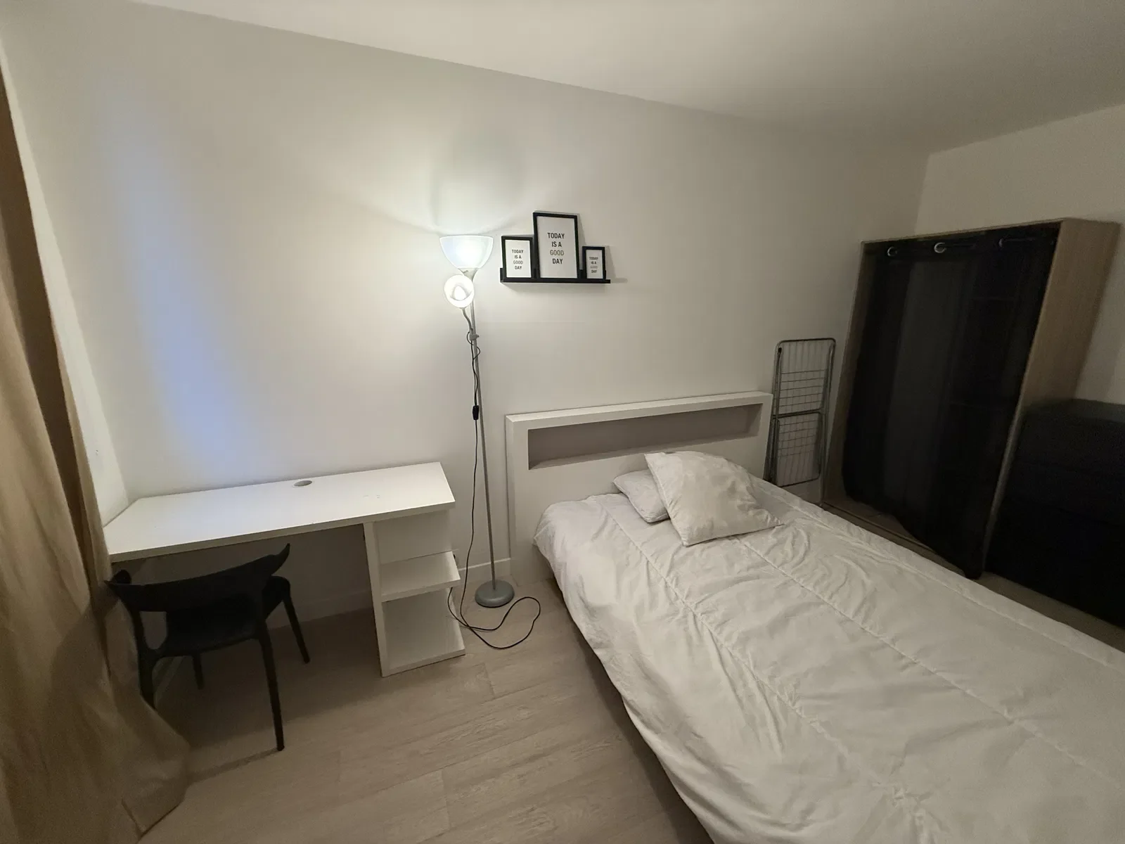 Chambre Rue du Plessis Briard à Évry-Courcouronnes
