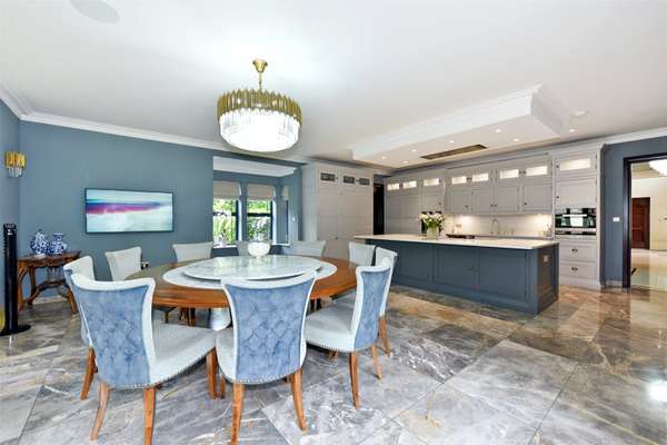 House Coombe Lane in Bristol