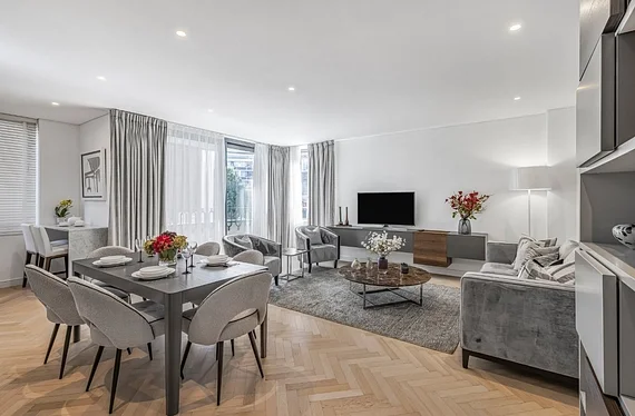 Flat Queensway in City of Westminster