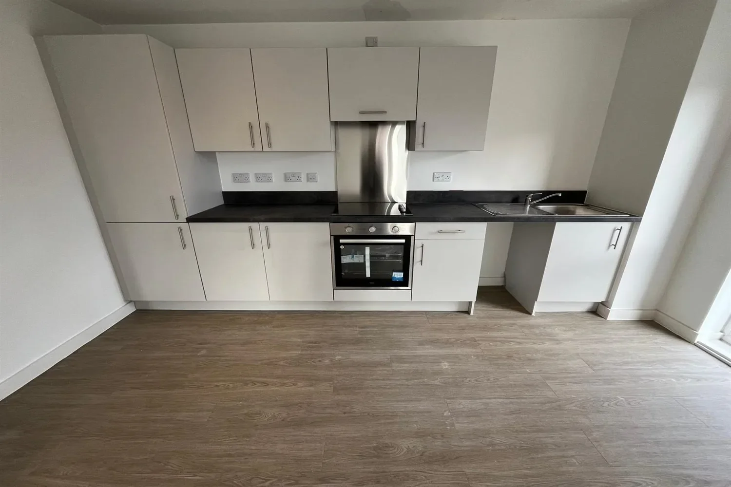 Flat Arneway Street in City of Westminster