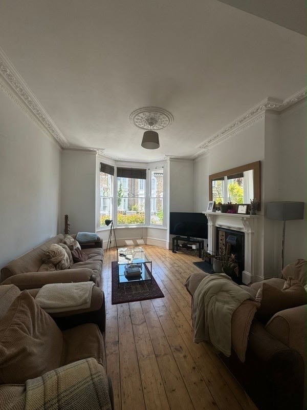Room Crofton Road in Greater London