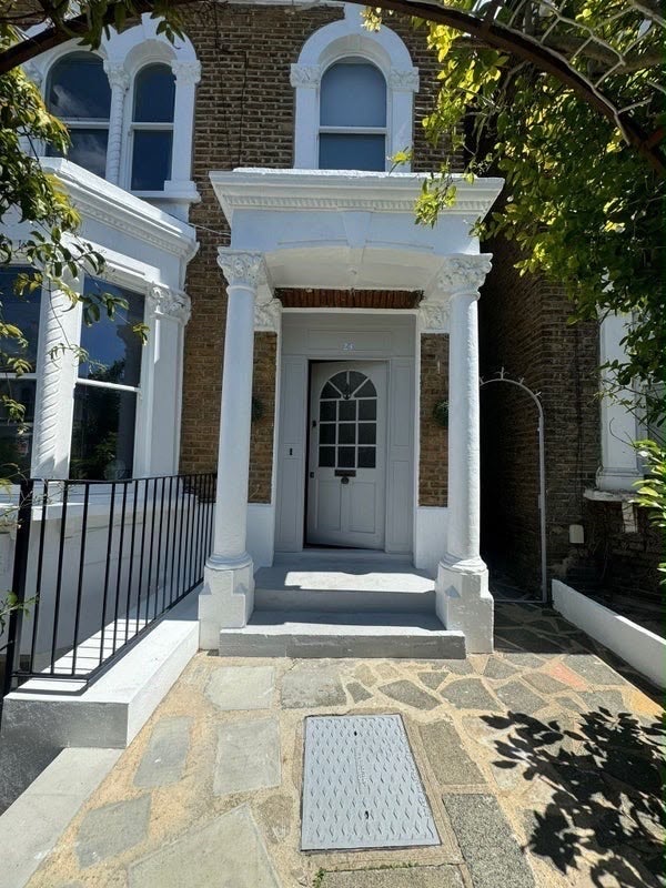 Room Crofton Road in Greater London