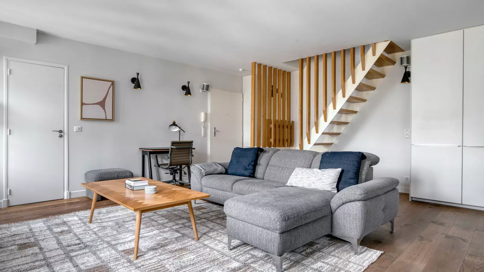 Appartement Rue Bernard de Clairvaux à Paris