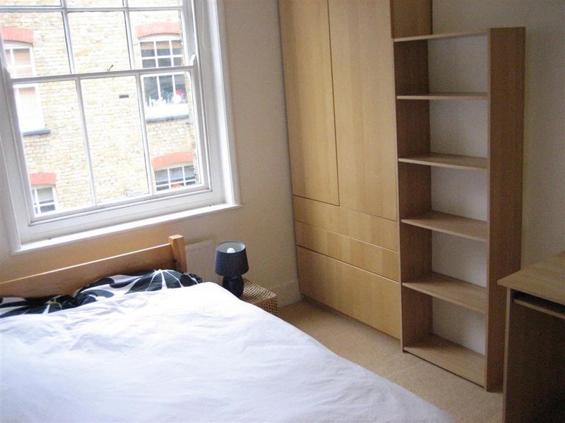 Room Welwyn Street in Greater London