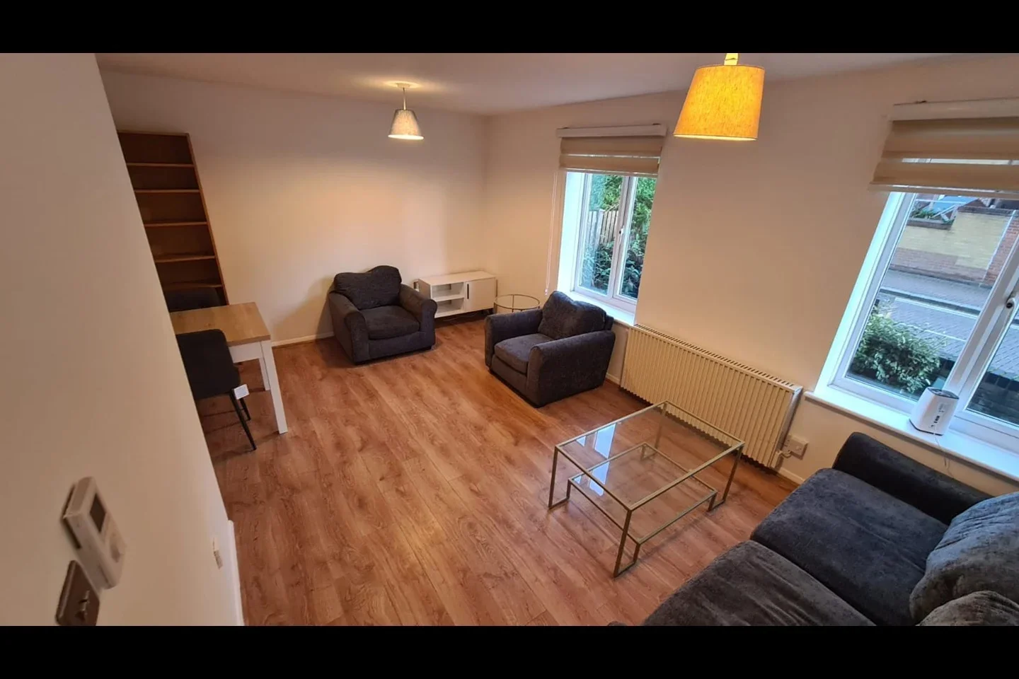 Flat Timber Pond Road in Greater London