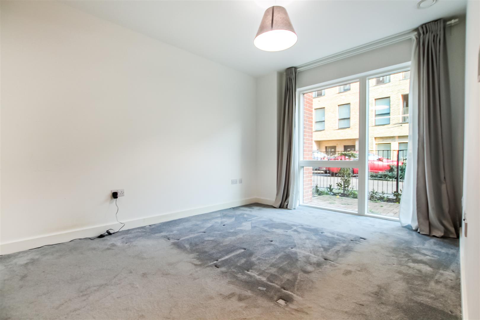 Flat Achill Close in Greater London