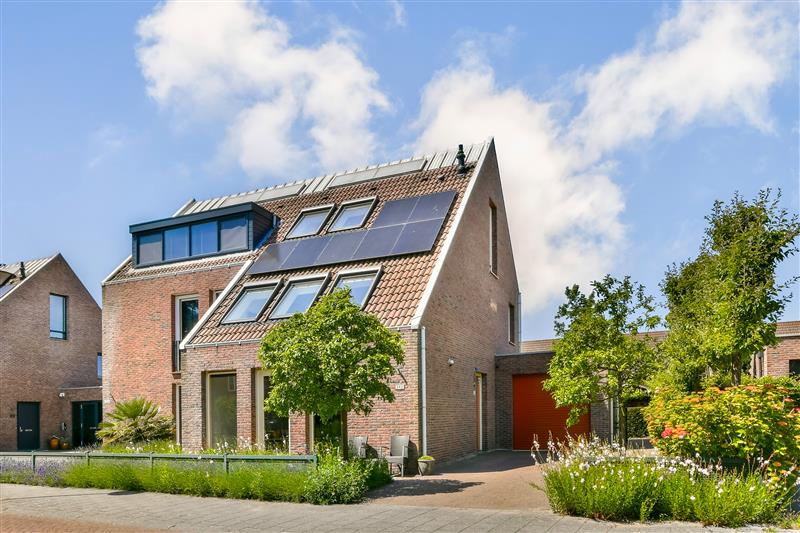 Huis Belvedère 102 in Hoofddorp