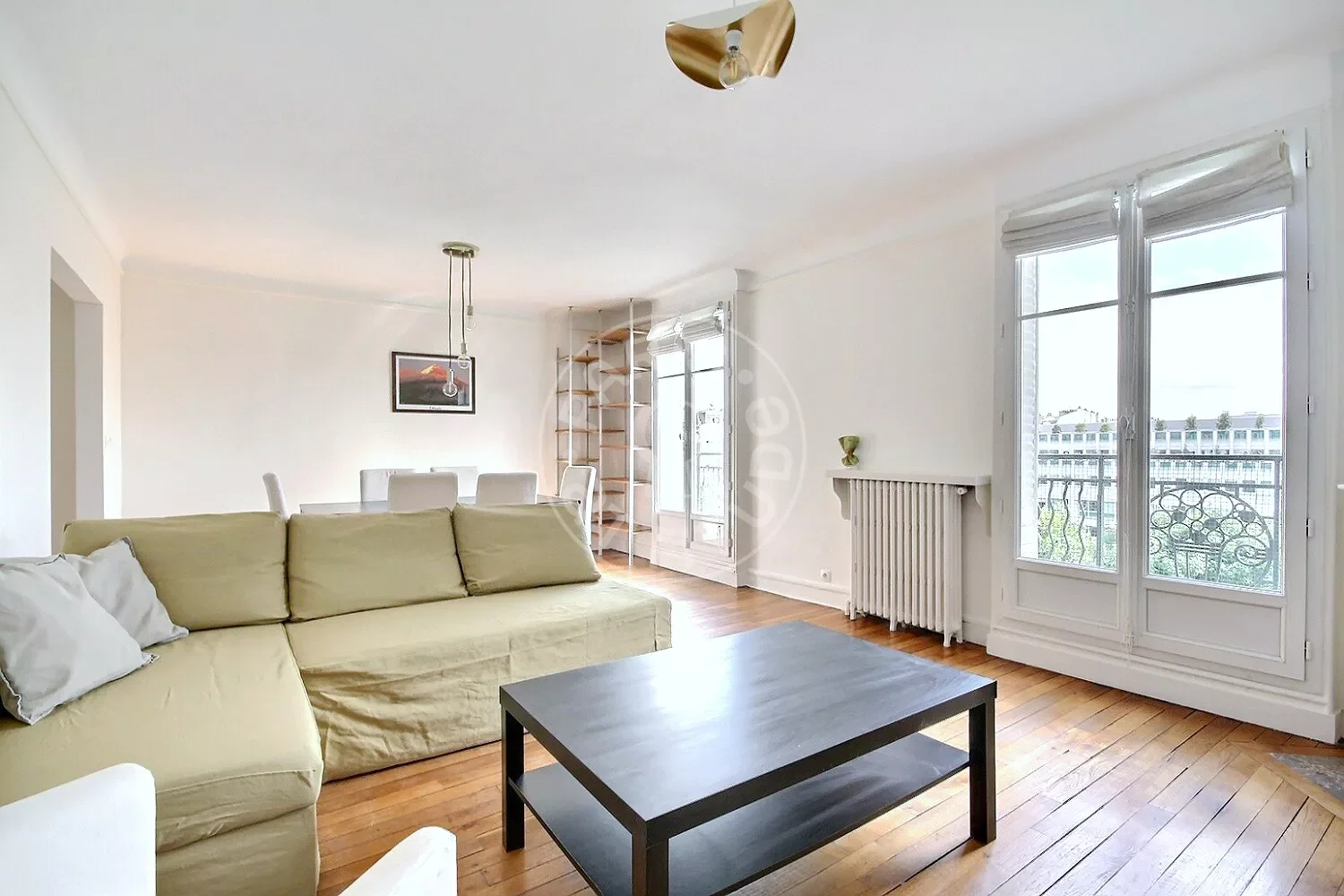 Flat Rue Lacretelle in Paris