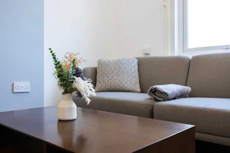 Flat Warwick Road in Greater London
