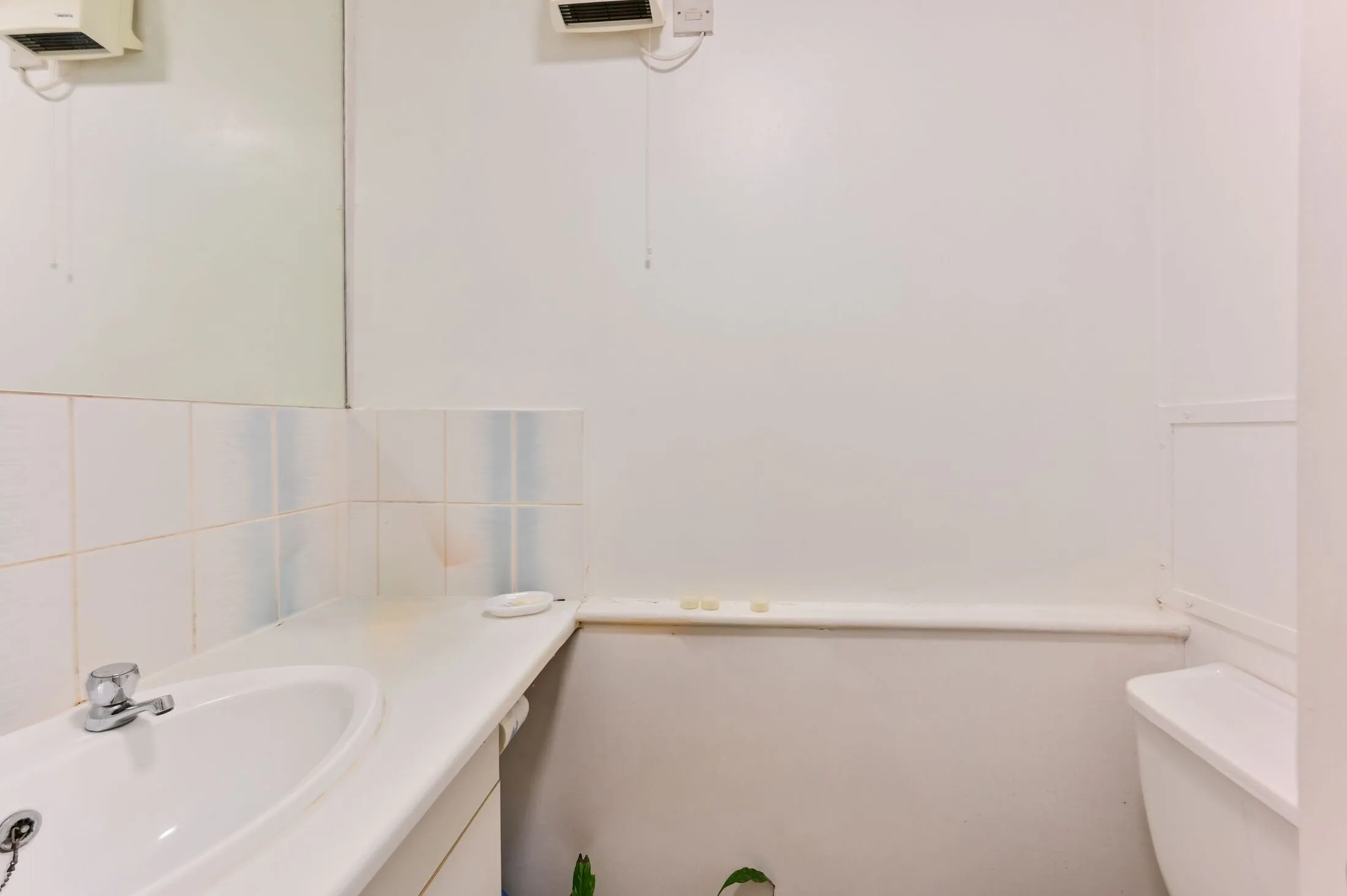 Flat Balmoral Mews in Greater London