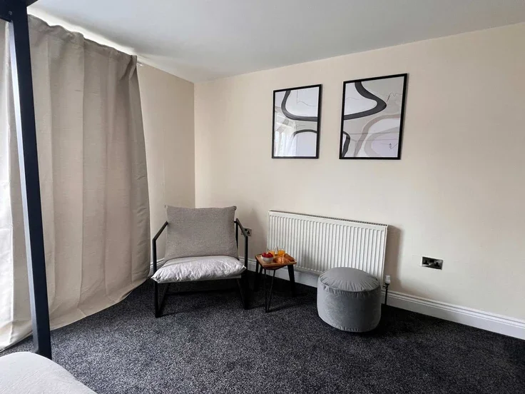House Hughan Road in Greater London