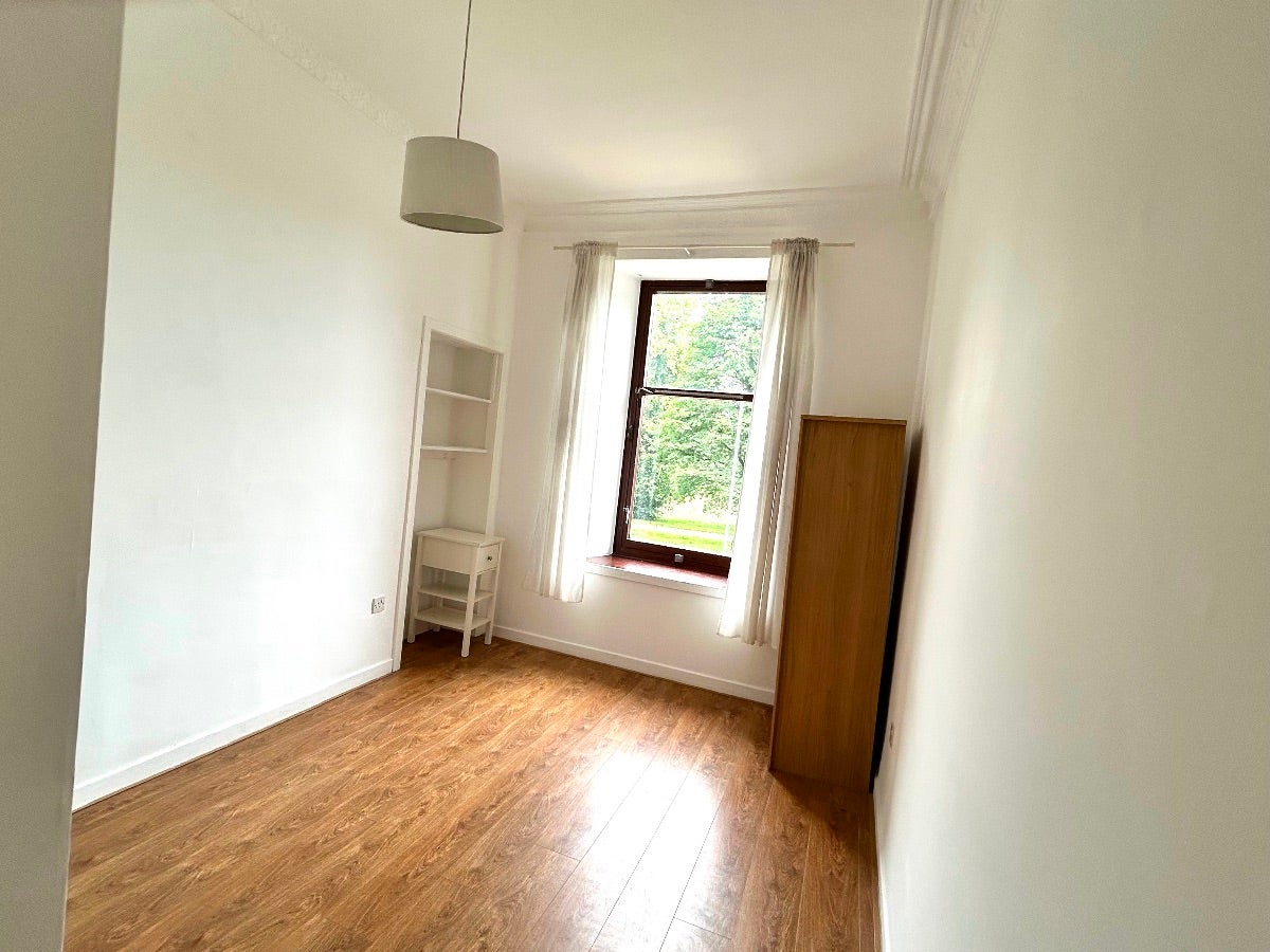 Flat Langlands Road in Glasgow